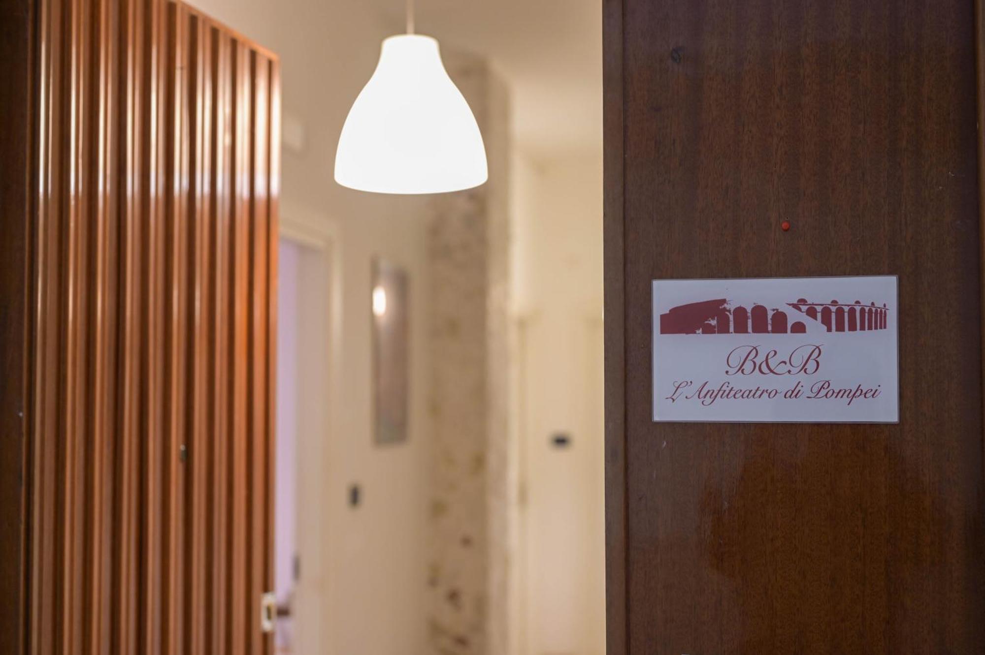 L'Anfiteatro Di Pompei B&B Luaran gambar